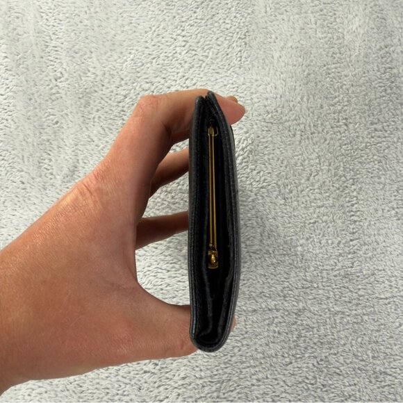 CHANEL CC Logo Grained Calfskin Leather Bifold Wallet Black - Picture 12 of 16